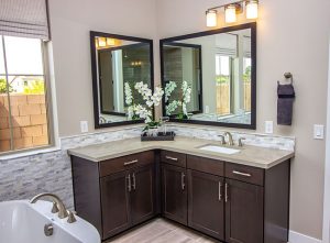 What to Consider When Choosing Bathroom Cabinets