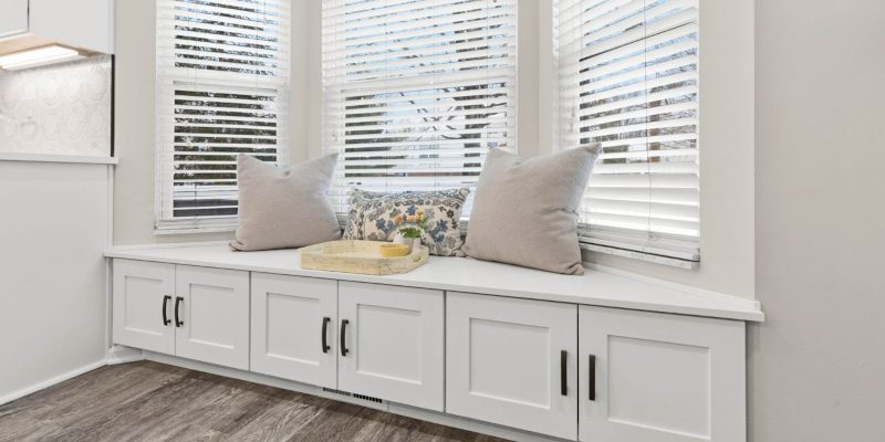 What to Expect When Your Cabinet Installation Is Handled by a Pro